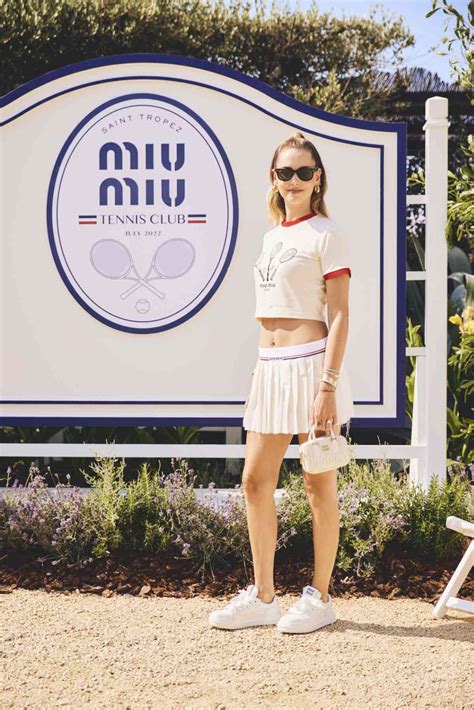 miu michael tennis club.